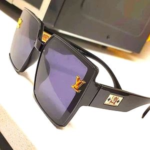 Women's Louis Vuitton Shades